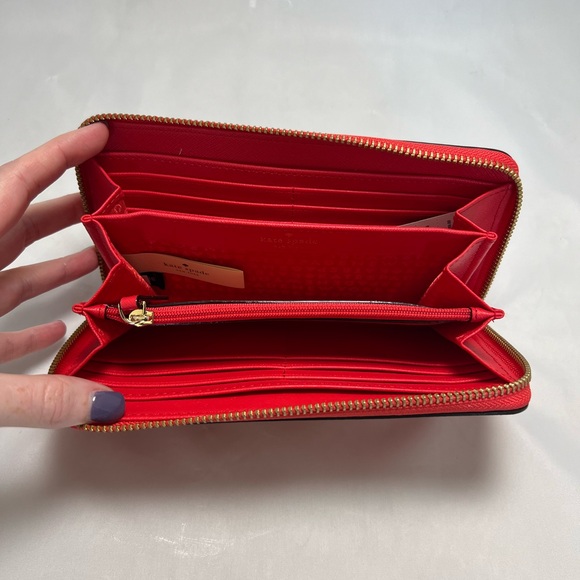 NWT Kate Spade Red Wallet - Large - Picture 4 of 9